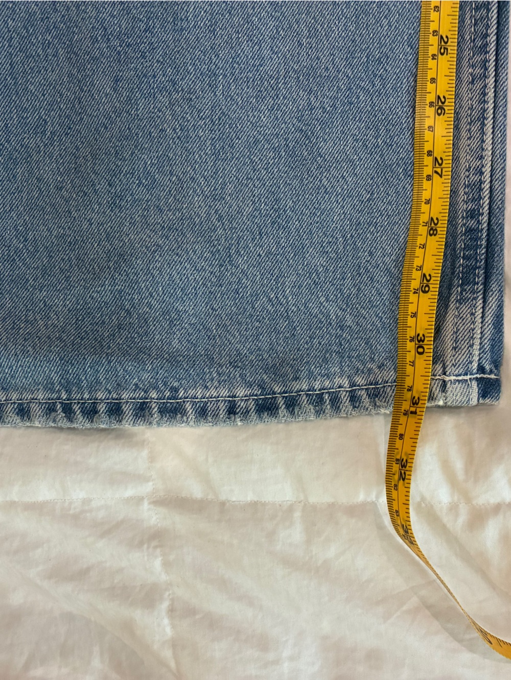 Good American Faded Blue Relaxed Straight Jeans with Distressed Knee - Picture 5 of 8